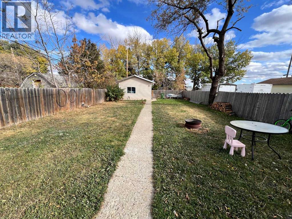 5241 46 Street, Camrose, Alberta  T4V 3C7 - Photo 13 - A2262581