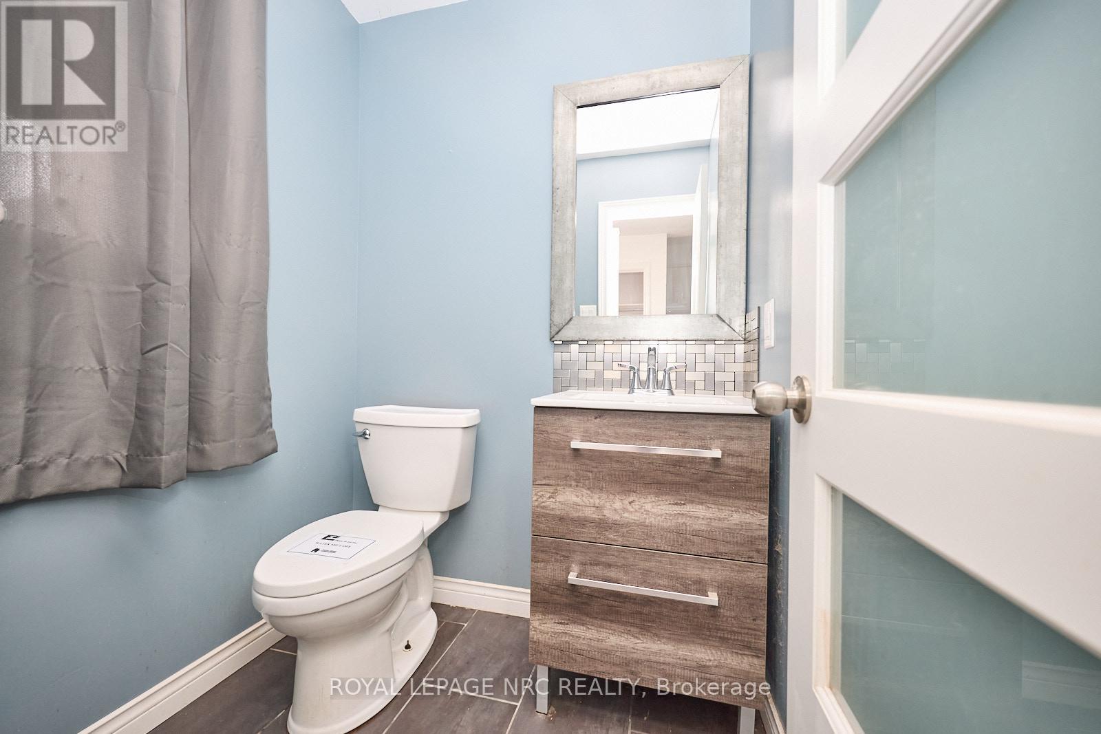 14 Buss Court, Thorold, Ontario  L2V 5B1 - Photo 12 - X12448054