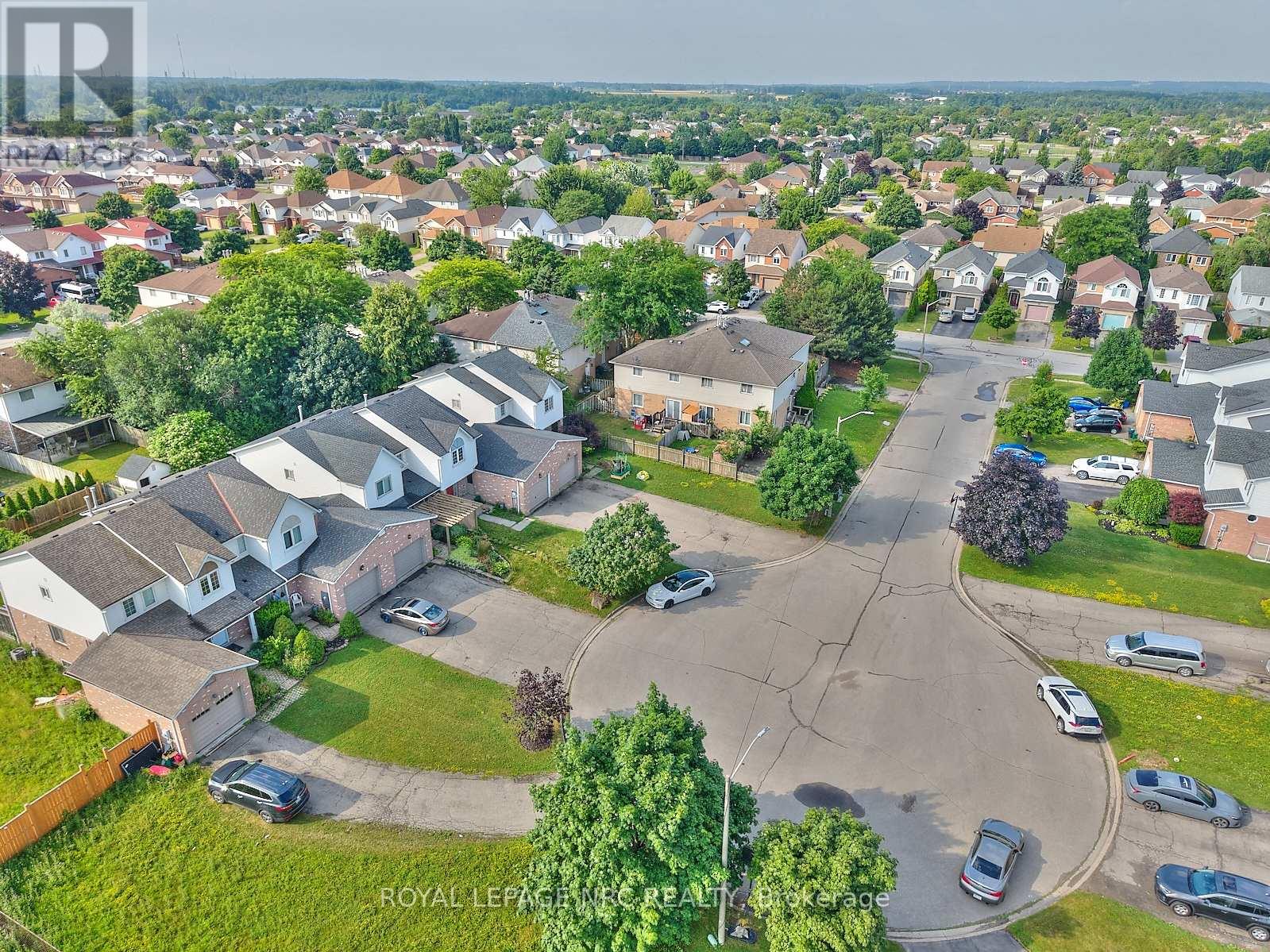 14 Buss Court, Thorold, Ontario  L2V 5B1 - Photo 35 - X12448054