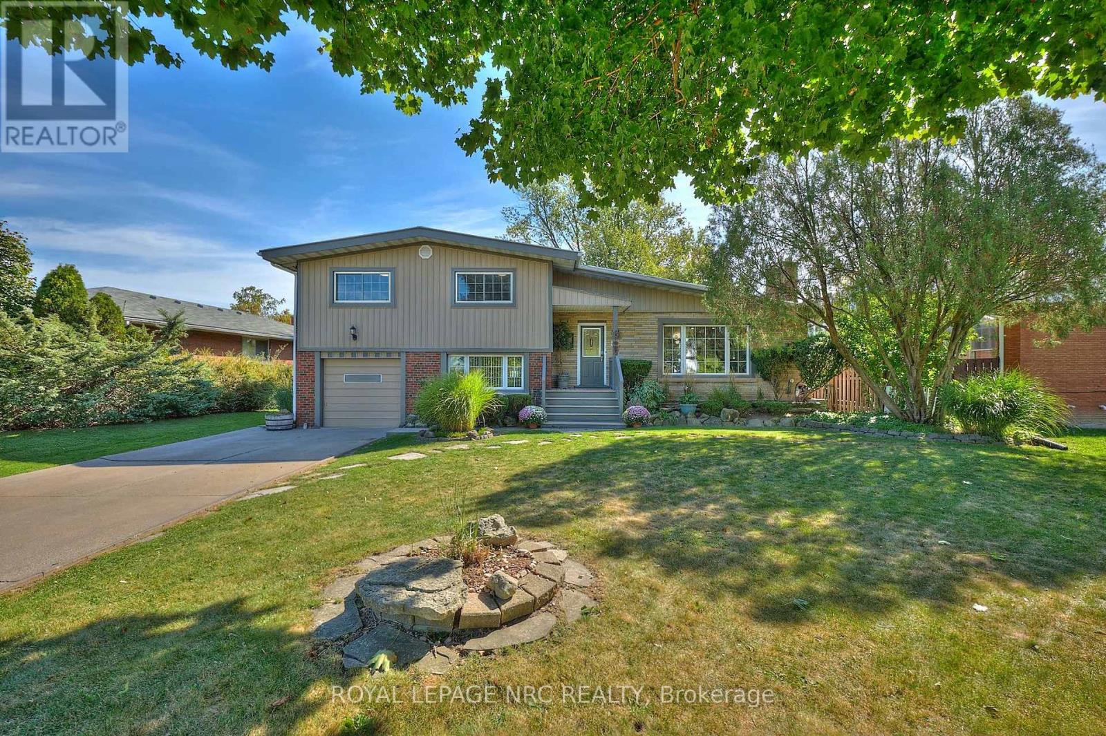 81 Riverview Boulevard, St. Catharines, Ontario  L2T 3L9 - Photo 1 - X12448078
