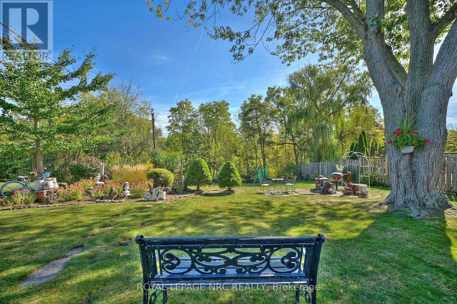 81 Riverview Boulevard, St. Catharines (Glendale/glenridge), Ontario  L2T 3L9 - Photo 8 - X12448078