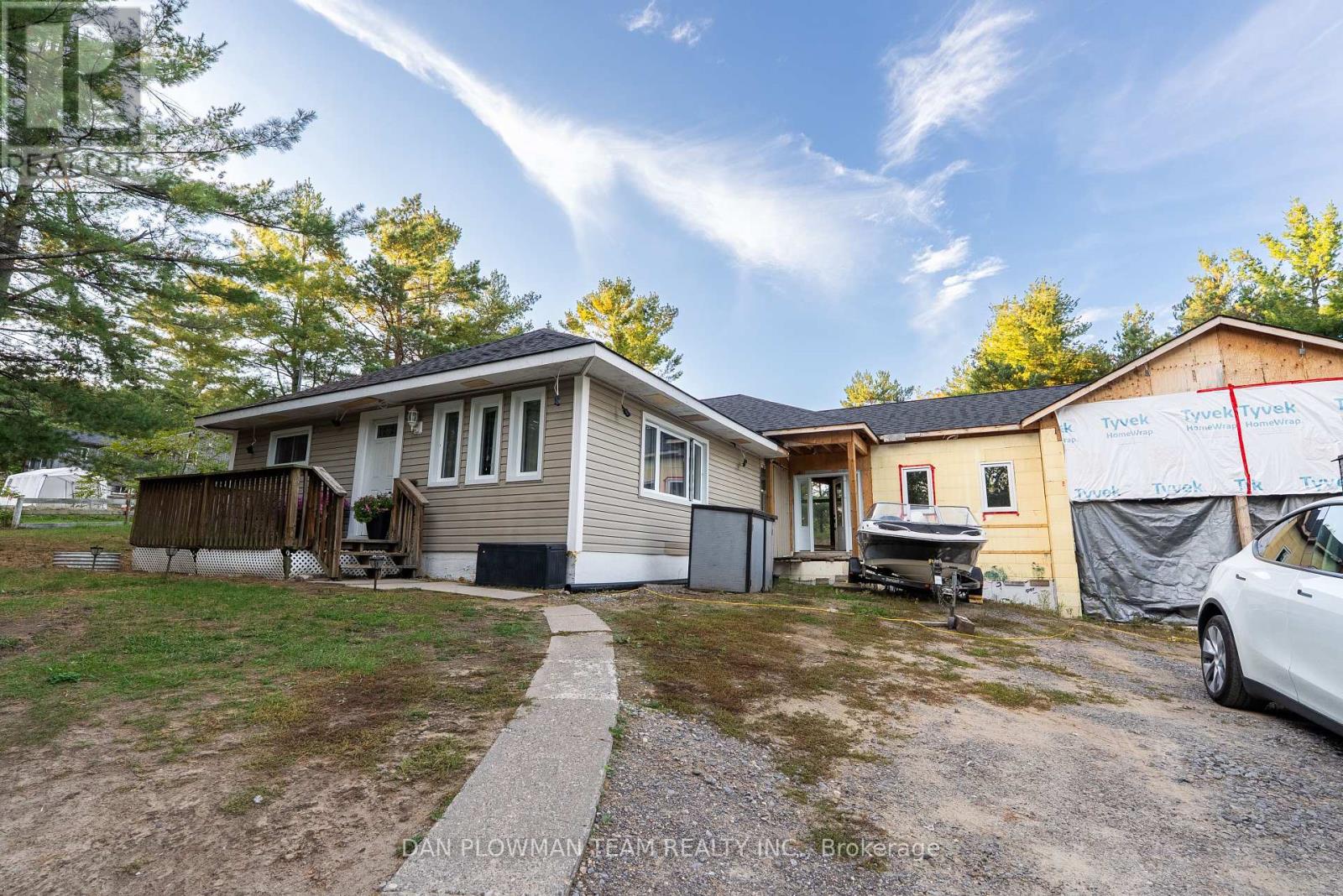 7038 Lake Street, Hamilton Township (Bewdley), Ontario  K0L 1E0 - Photo 4 - X12447965