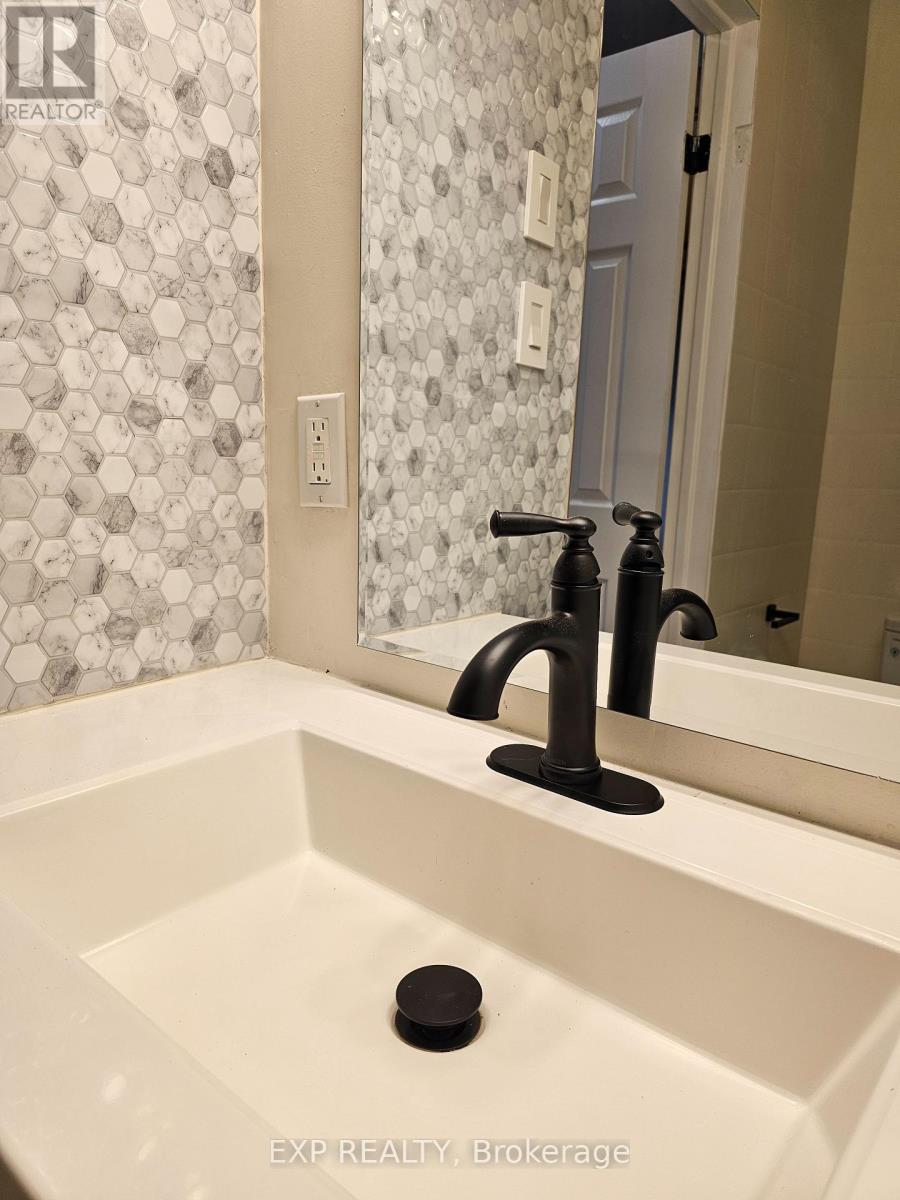 699 Hyde Street, Prescott, Ontario  K0E 1T0 - Photo 12 - X12447997