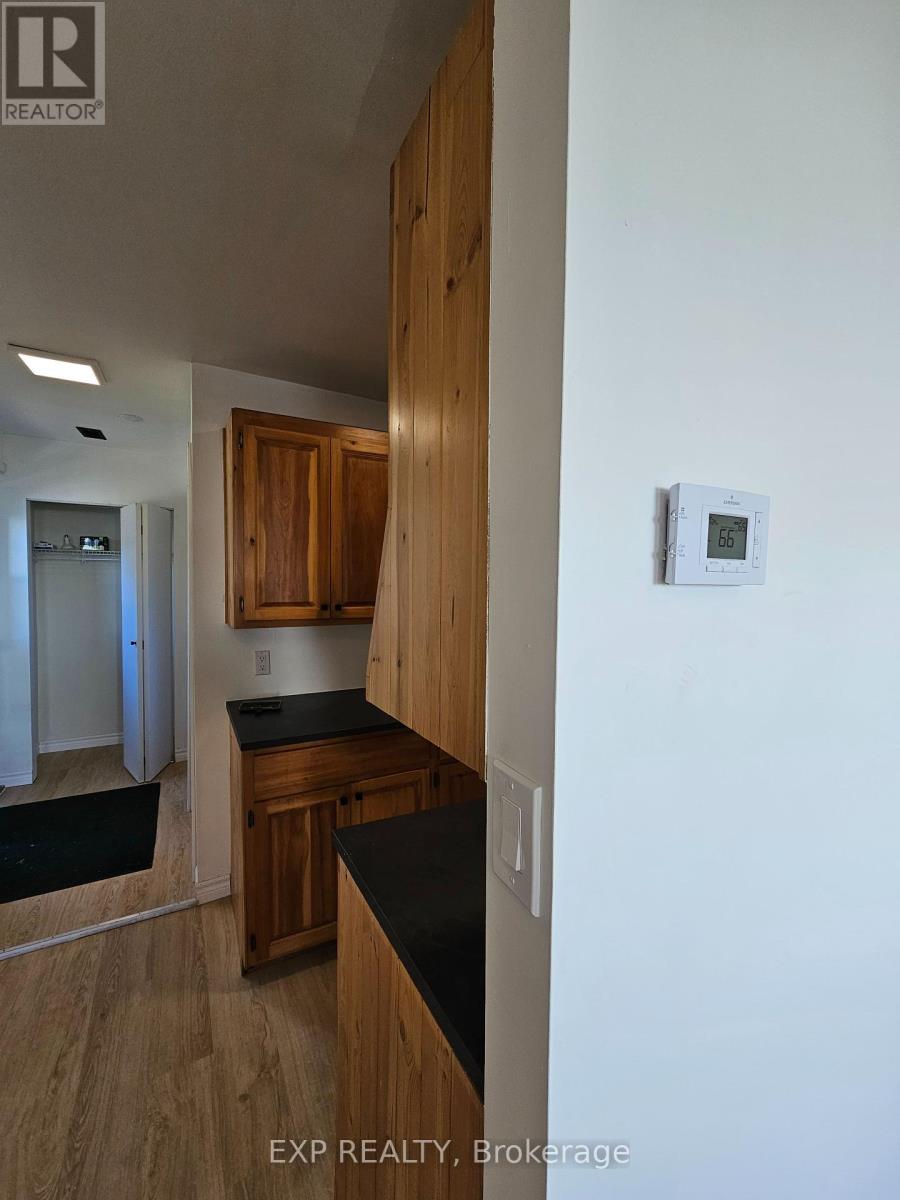 699 Hyde Street, Prescott, Ontario  K0E 1T0 - Photo 6 - X12447997