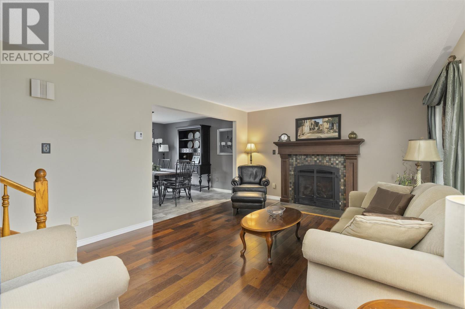 212 Promenade Dr, Sault Ste. Marie, Ontario  P6B 5J6 - Photo 2 - SM252494