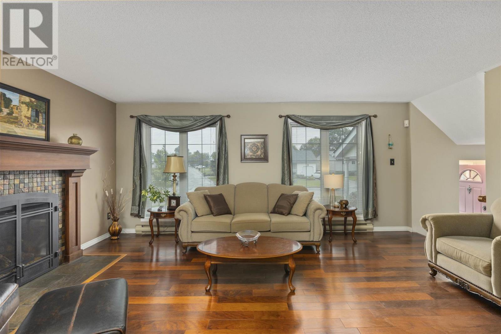 212 Promenade Dr, Sault Ste. Marie, Ontario  P6B 5J6 - Photo 5 - SM252494