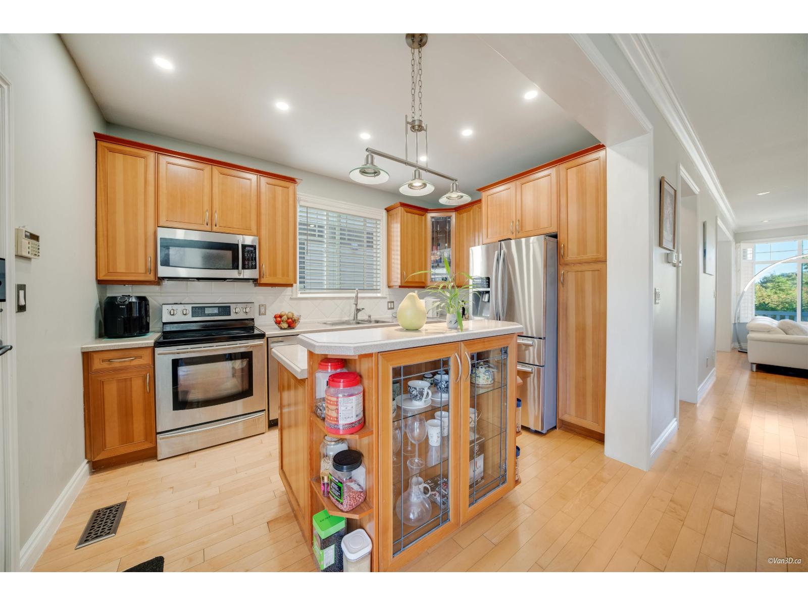 5731 148b Street, Surrey, British Columbia  V3S 8W6 - Photo 5 - R3055719