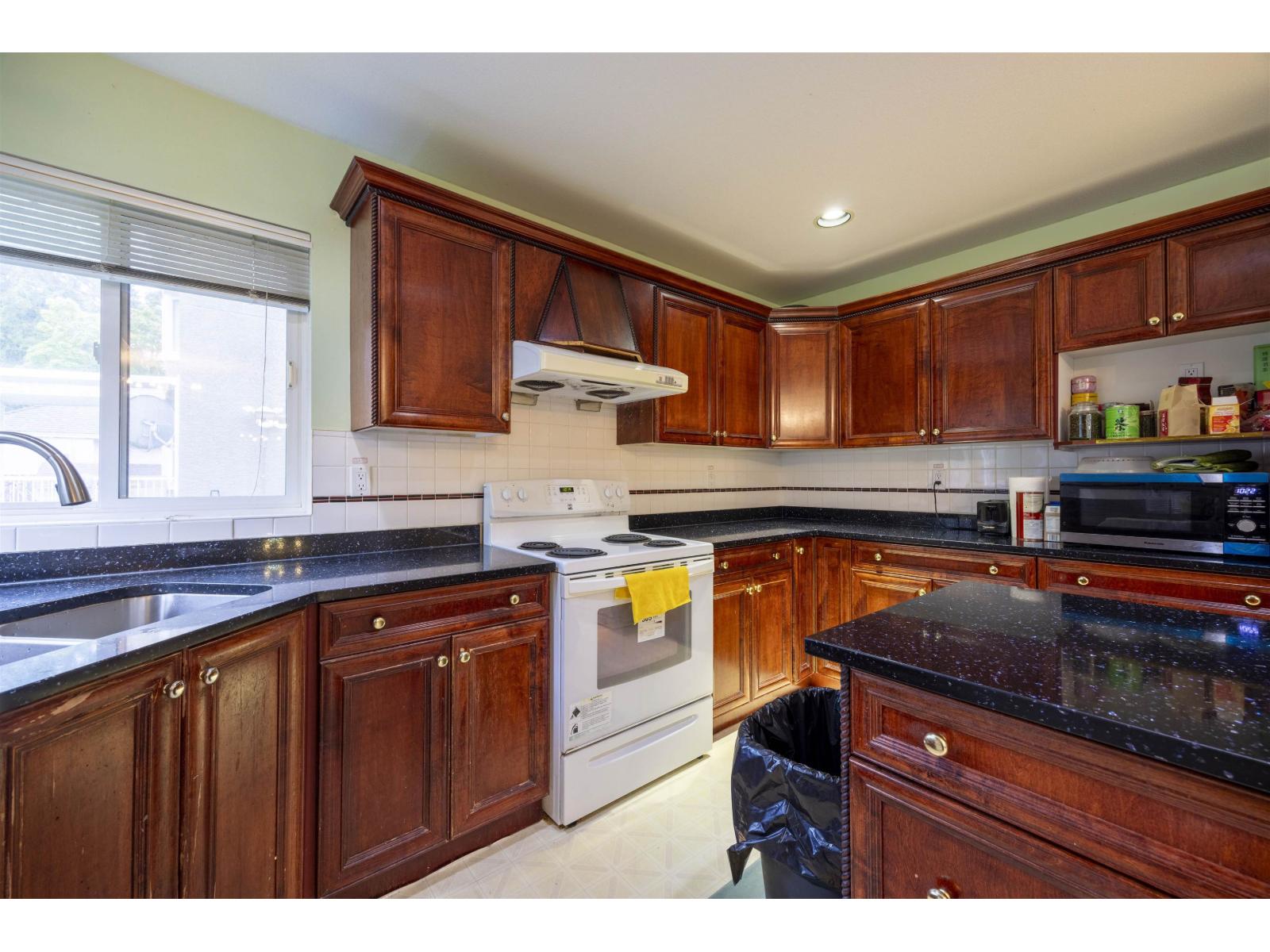 11028 162a Street, Surrey, British Columbia  V4N 4S8 - Photo 16 - R3055763