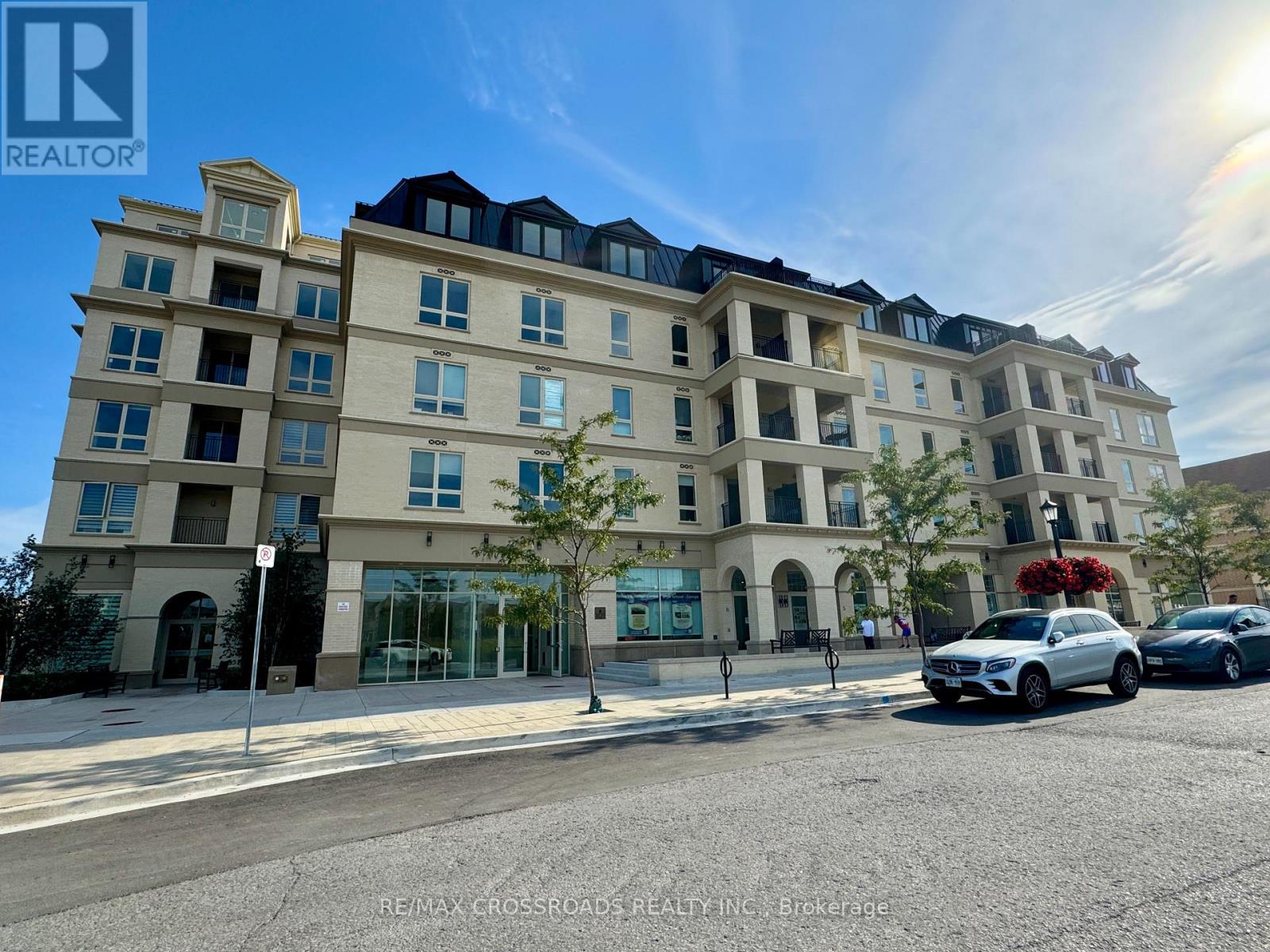 239 - 101 CATHEDRAL HIGH STREET, Markham, Ontario