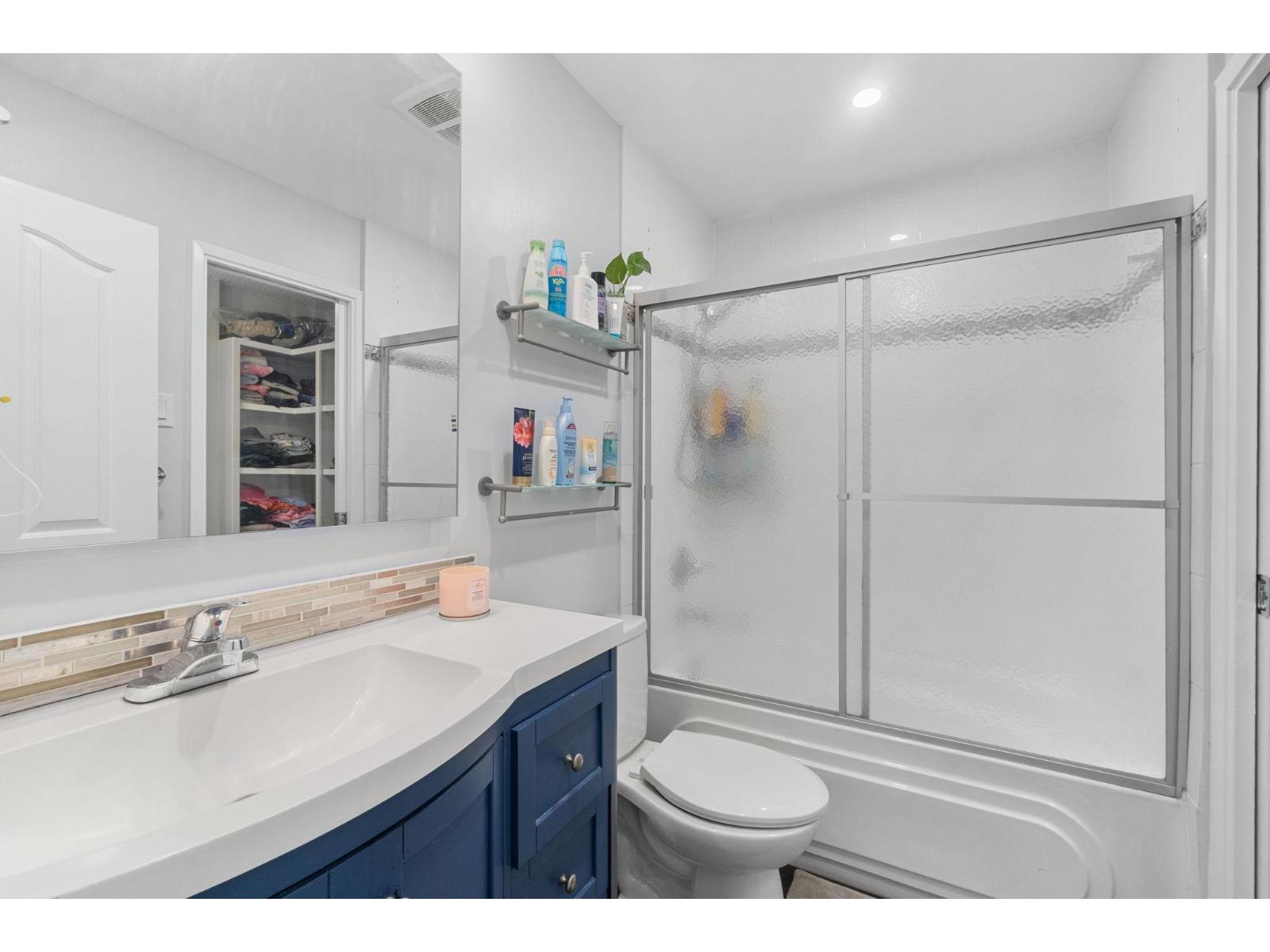 45 2830 W Bourquin Crescent, Abbotsford, British Columbia  V2S 5N8 - Photo 12 - R3053668