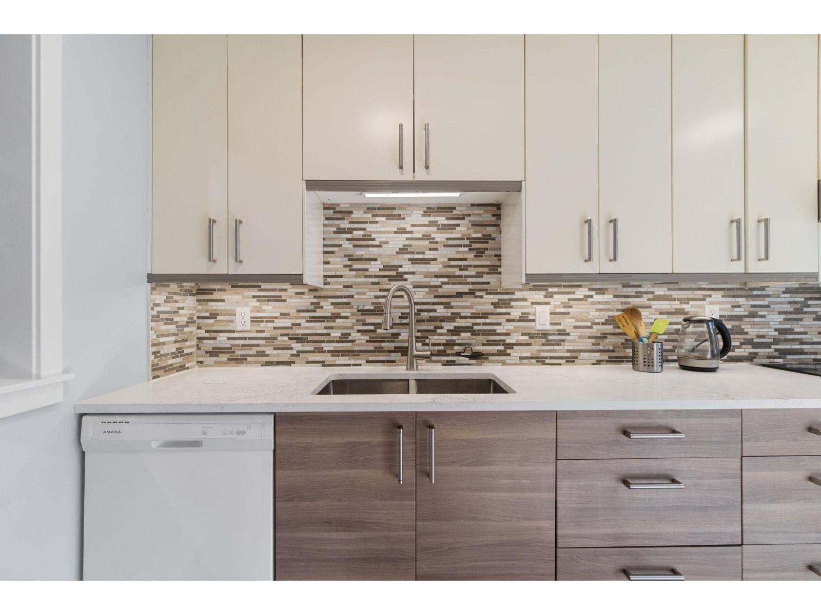 45 2830 W Bourquin Crescent, Abbotsford, British Columbia  V2S 5N8 - Photo 4 - R3053668