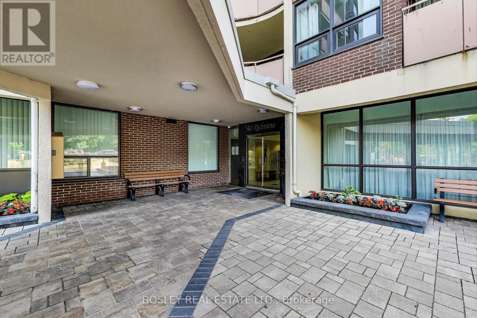 1409 - 61 Richview Road, Toronto, Ontario  M9A 4M8 - Photo 4 - W12300447