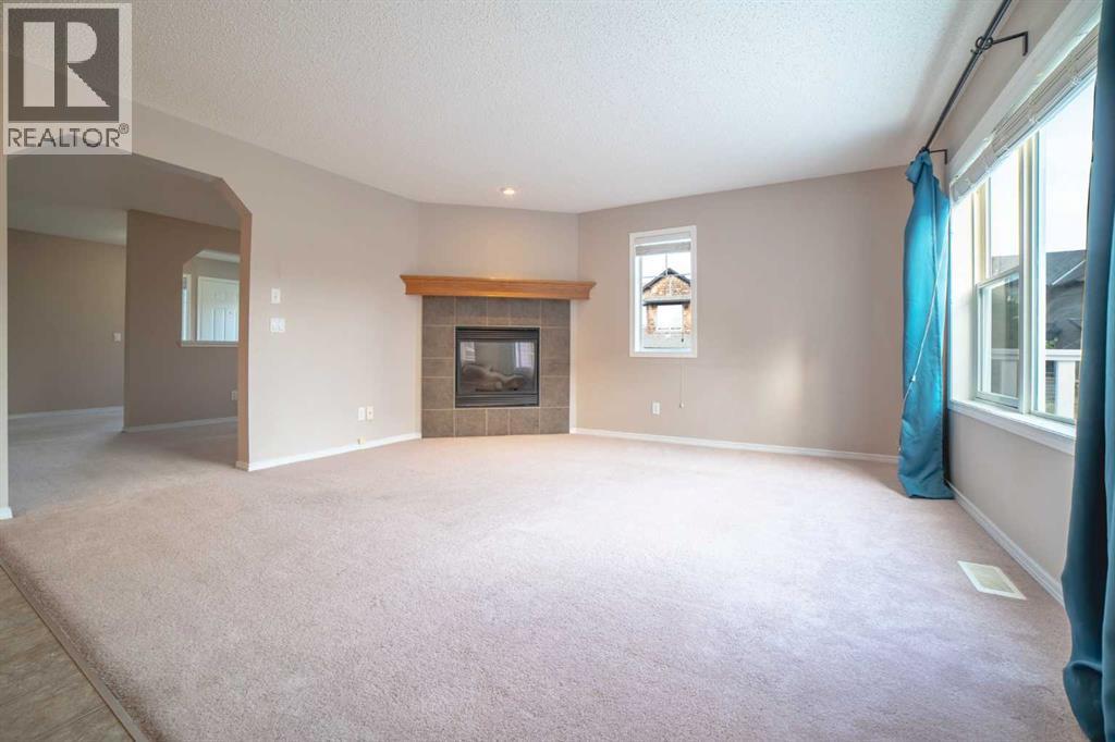 91 Cougartown Close Sw, Calgary, Alberta  T3H 0B3 - Photo 9 - A2257417