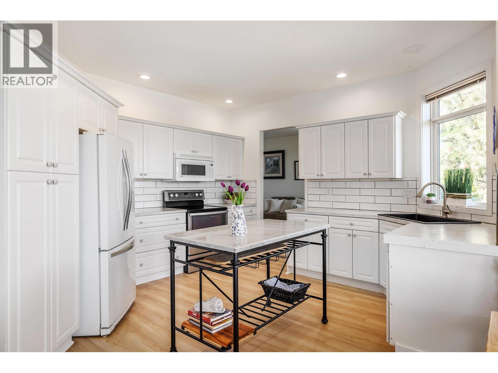 1677 Mission Hill Road, West Kelowna, British Columbia  V4T 2M4 - Photo 6 - 10364265