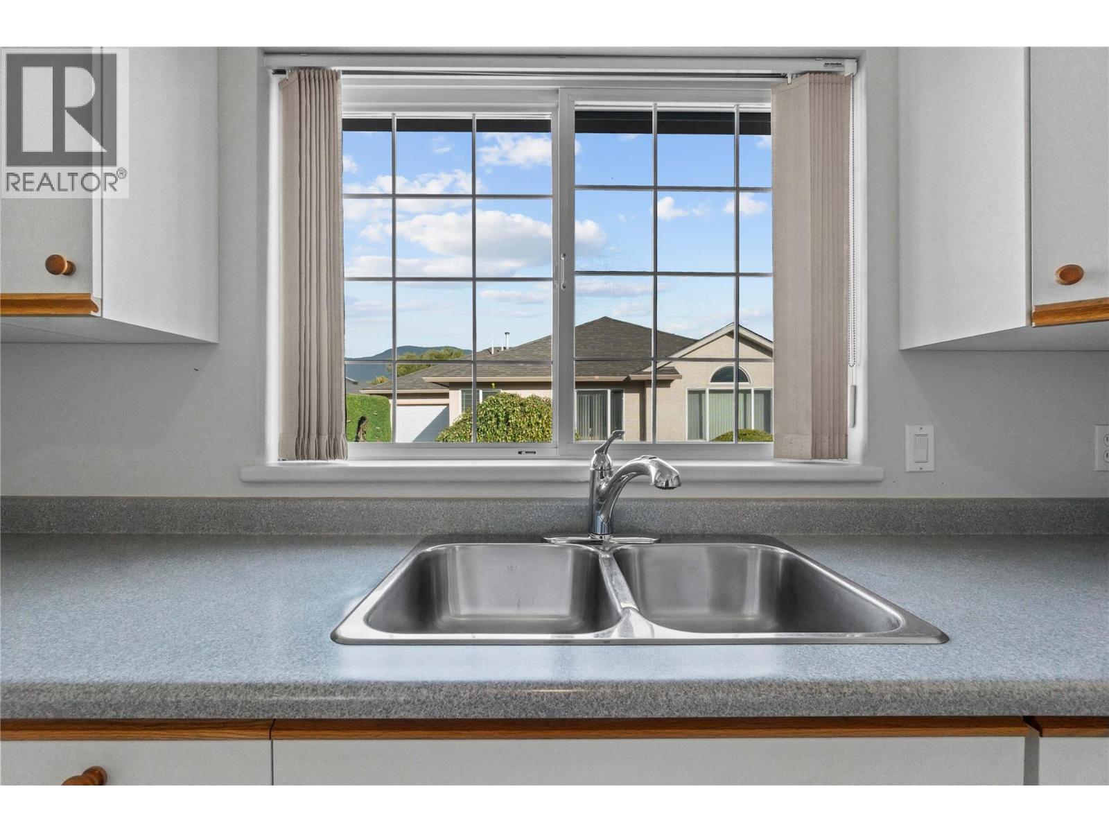 350 Hudson Street Nw Unit# 5, Salmon Arm, British Columbia  V1E 1P4 - Photo 24 - 10365134