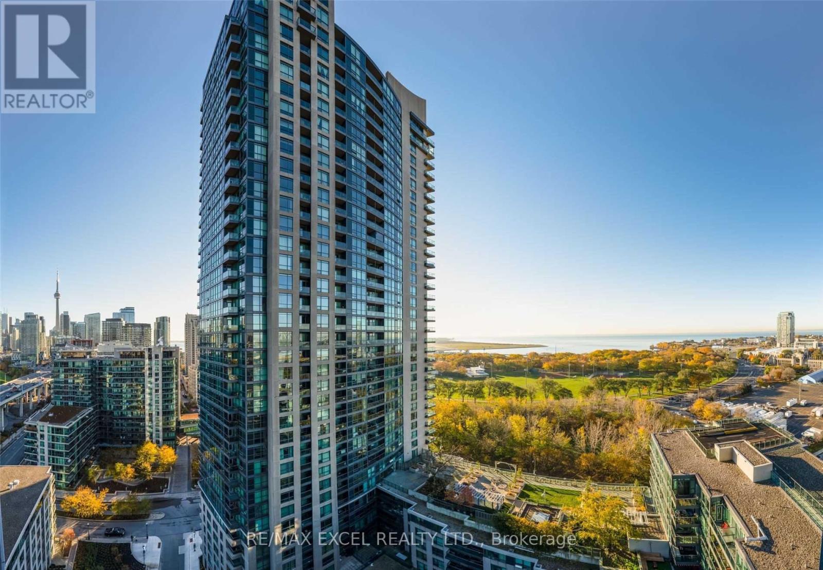 1802 - 231 FORT YORK BOULEVARD, Toronto, Ontario