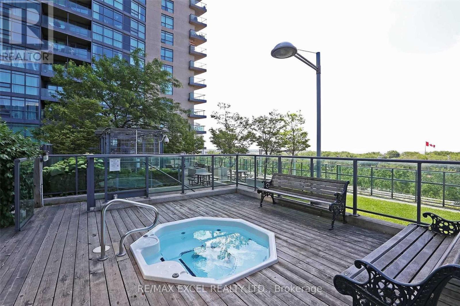 1802 - 231 Fort York Boulevard, Toronto, Ontario  M5V 1B2 - Photo 11 - C12444322