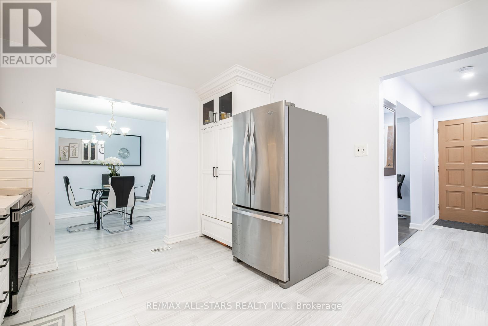 520 Elm Road, Whitchurch-Stouffville, Ontario  L4A 1W8 - Photo 13 - N12356980