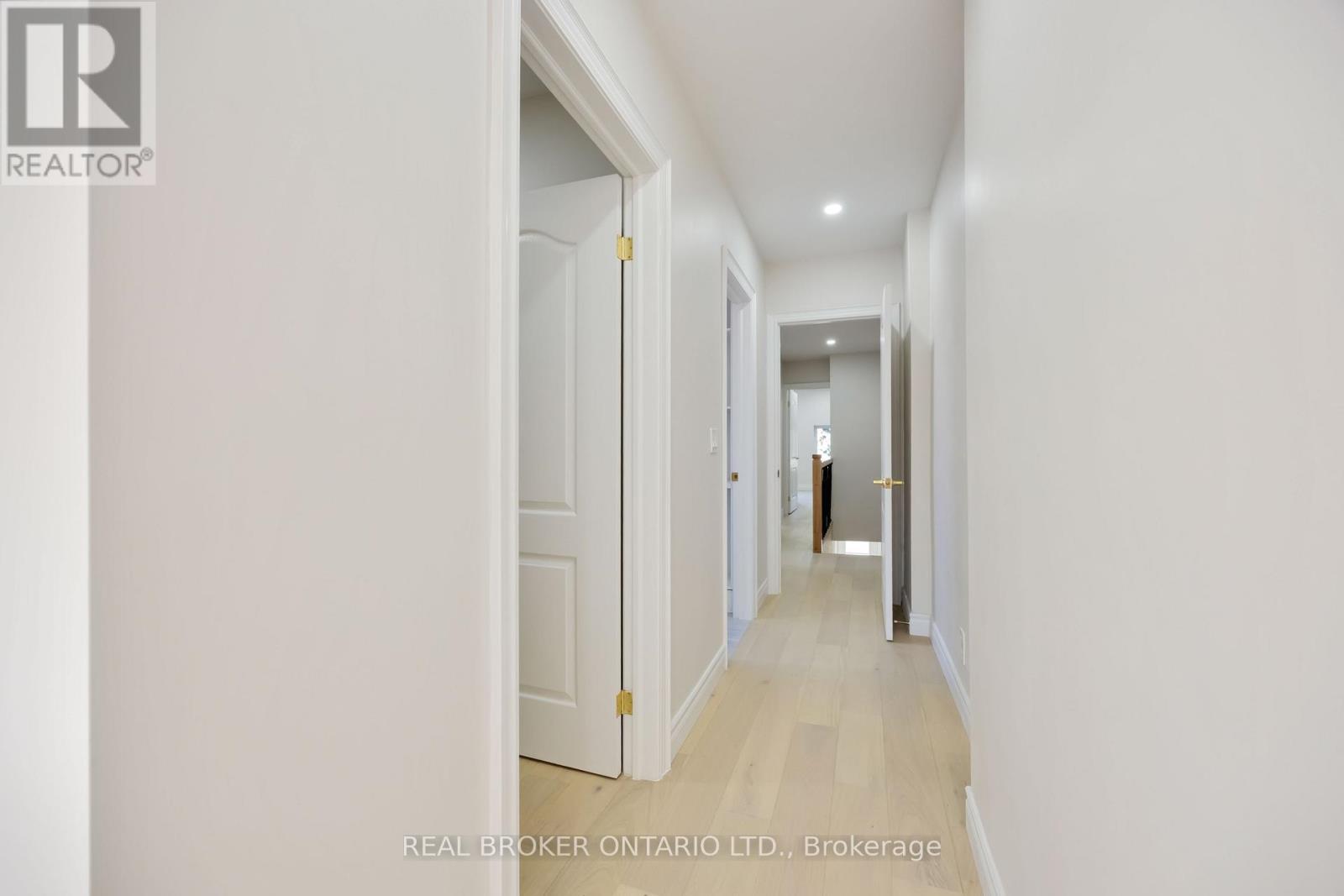 806 Gladstone Avenue, Toronto, Ontario  M6H 3J6 - Photo 38 - W12435713