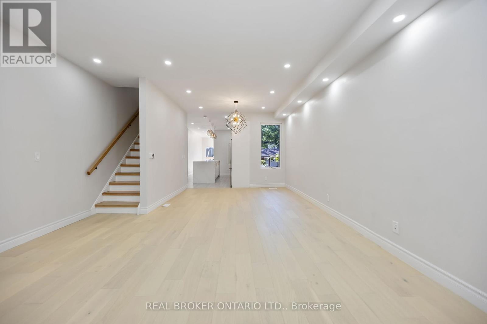 806 Gladstone Avenue, Toronto, Ontario  M6H 3J6 - Photo 10 - W12435713