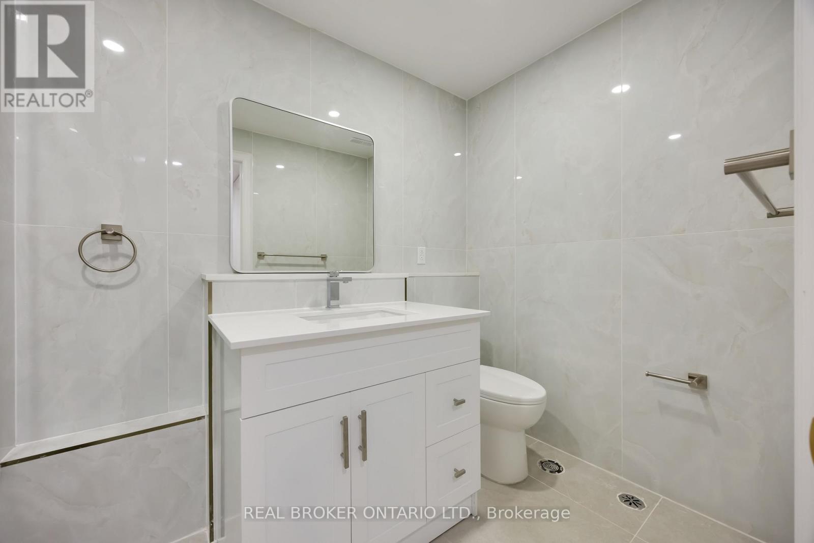 806 Gladstone Avenue, Toronto, Ontario  M6H 3J6 - Photo 30 - W12435713