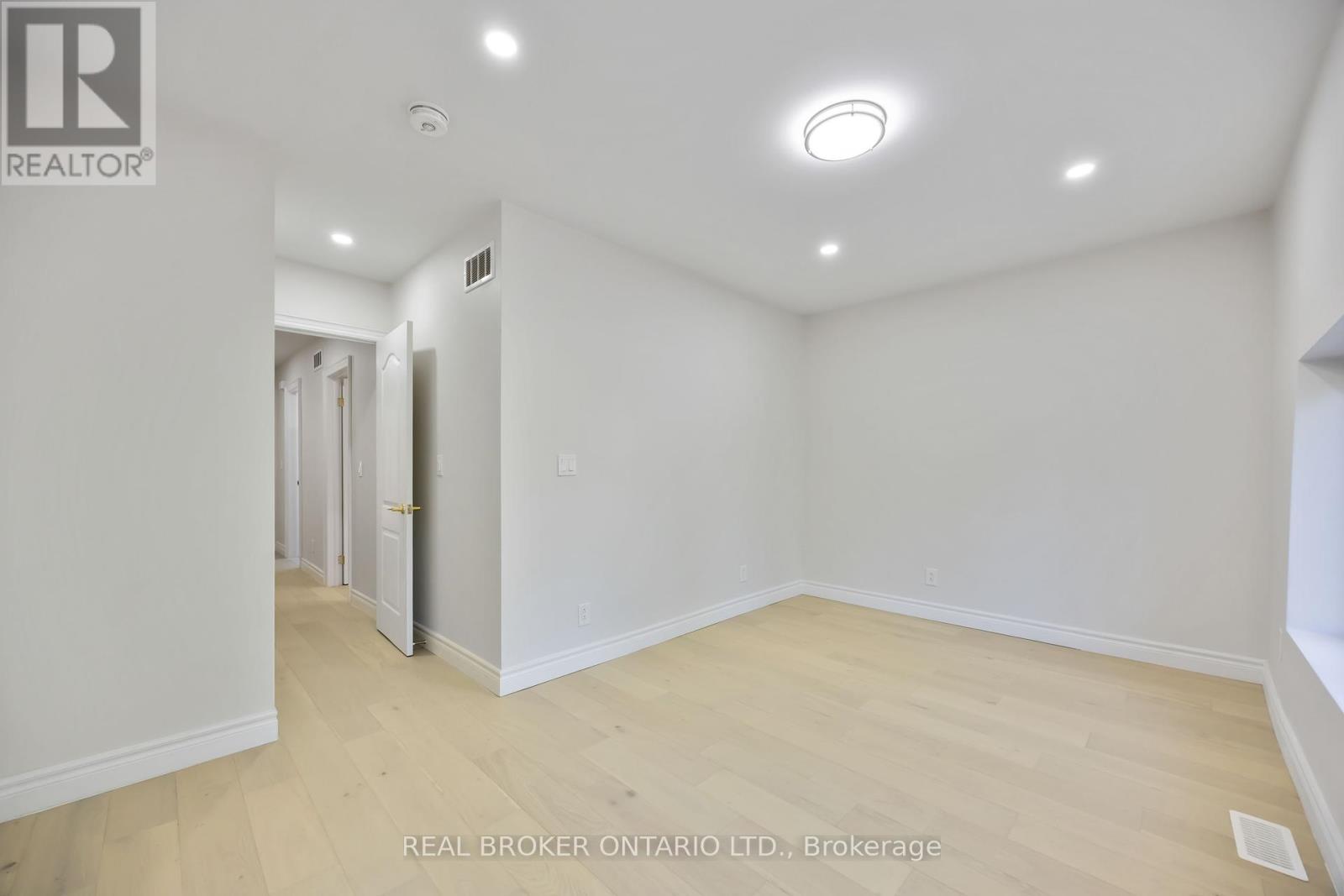 806 Gladstone Avenue, Toronto, Ontario  M6H 3J6 - Photo 45 - W12435713