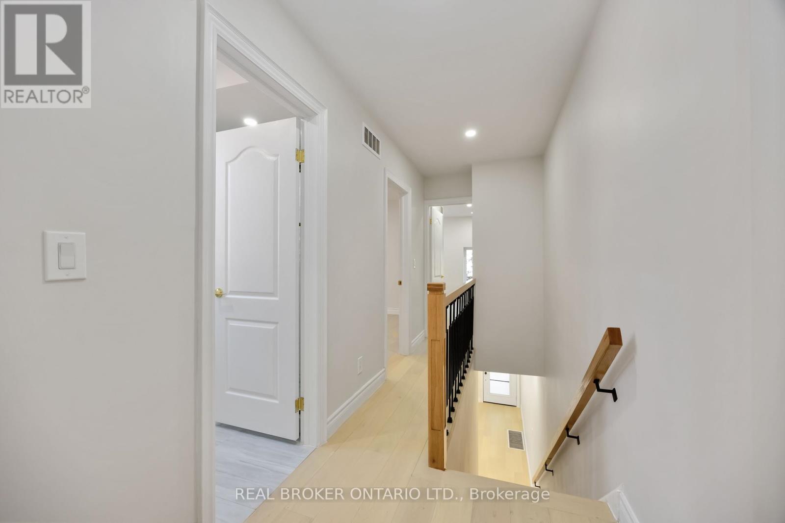 806 Gladstone Avenue, Toronto, Ontario  M6H 3J6 - Photo 35 - W12435713