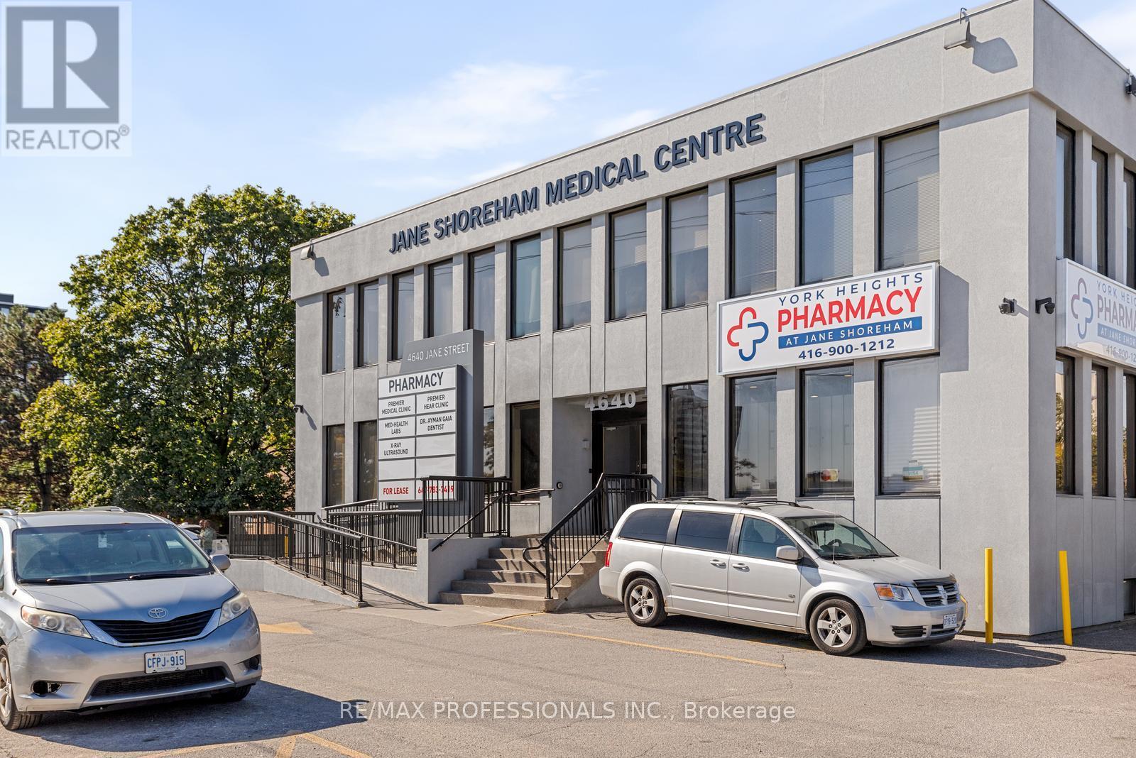 B1 - 4640 Jane Street, Toronto, Ontario  M3N 2K5 - Photo 2 - W12442848