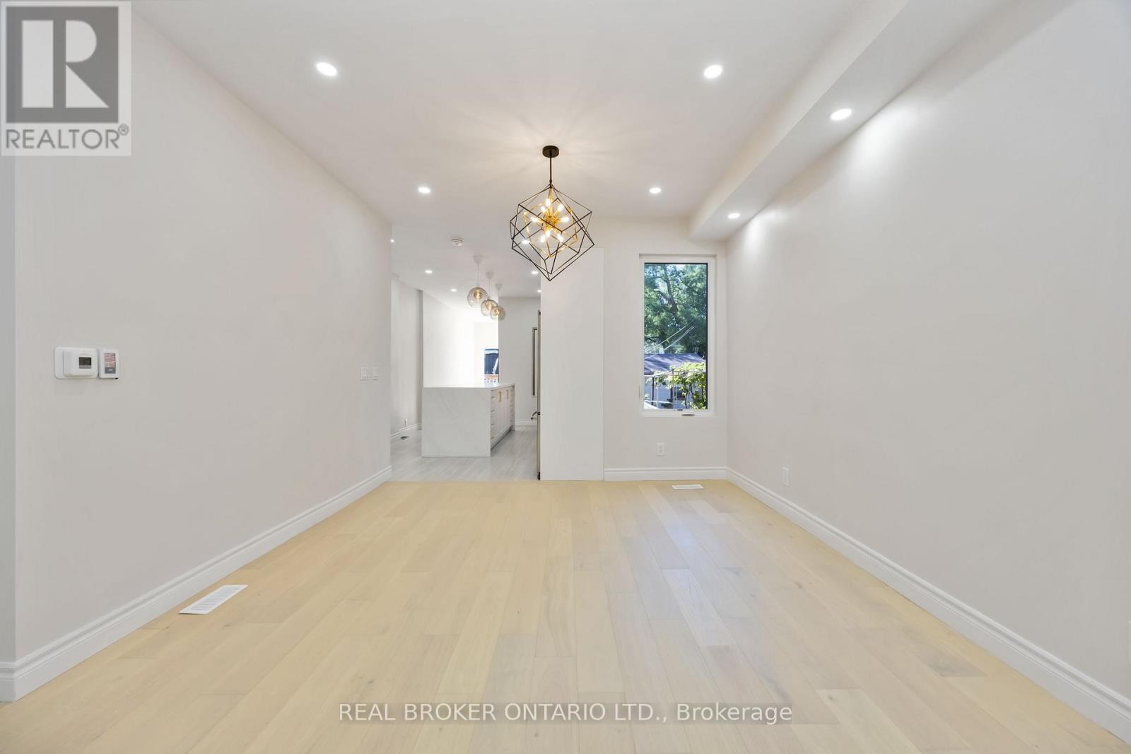 806 Gladstone Avenue, Toronto, Ontario  M6H 3J6 - Photo 12 - W12435713