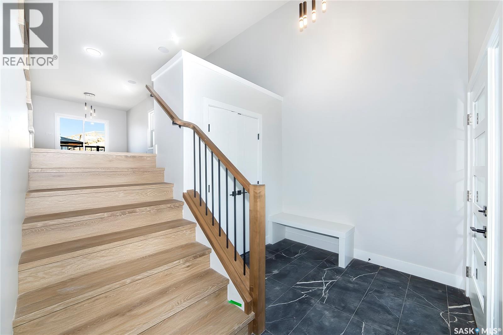 823 Nightingale Road, Saskatoon, Saskatchewan  S7L 6X7 - Photo 6 - SK020226