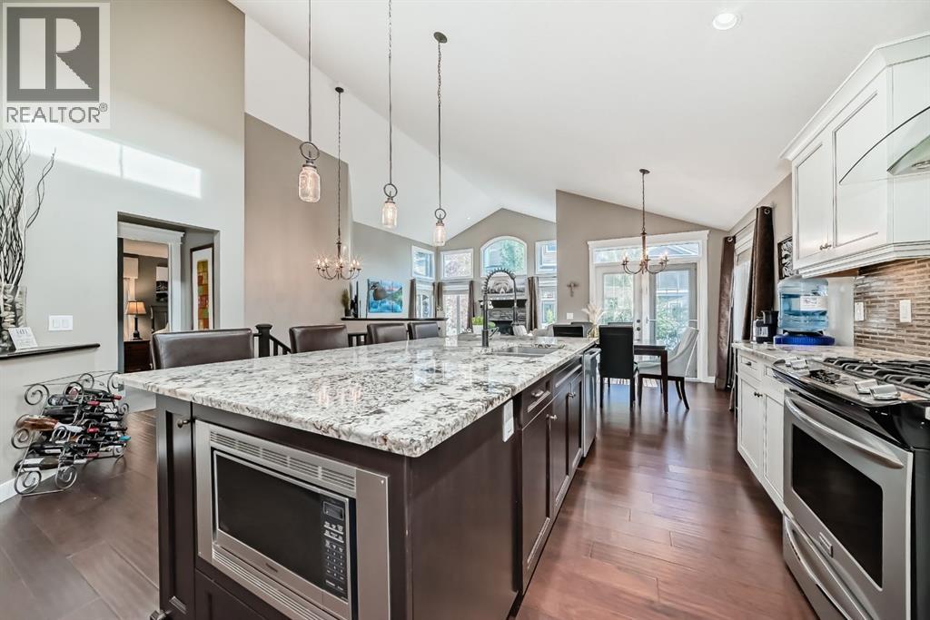 68 Ridge View Close, Cochrane, Alberta  T4C 0J2 - Photo 9 - A2239120
