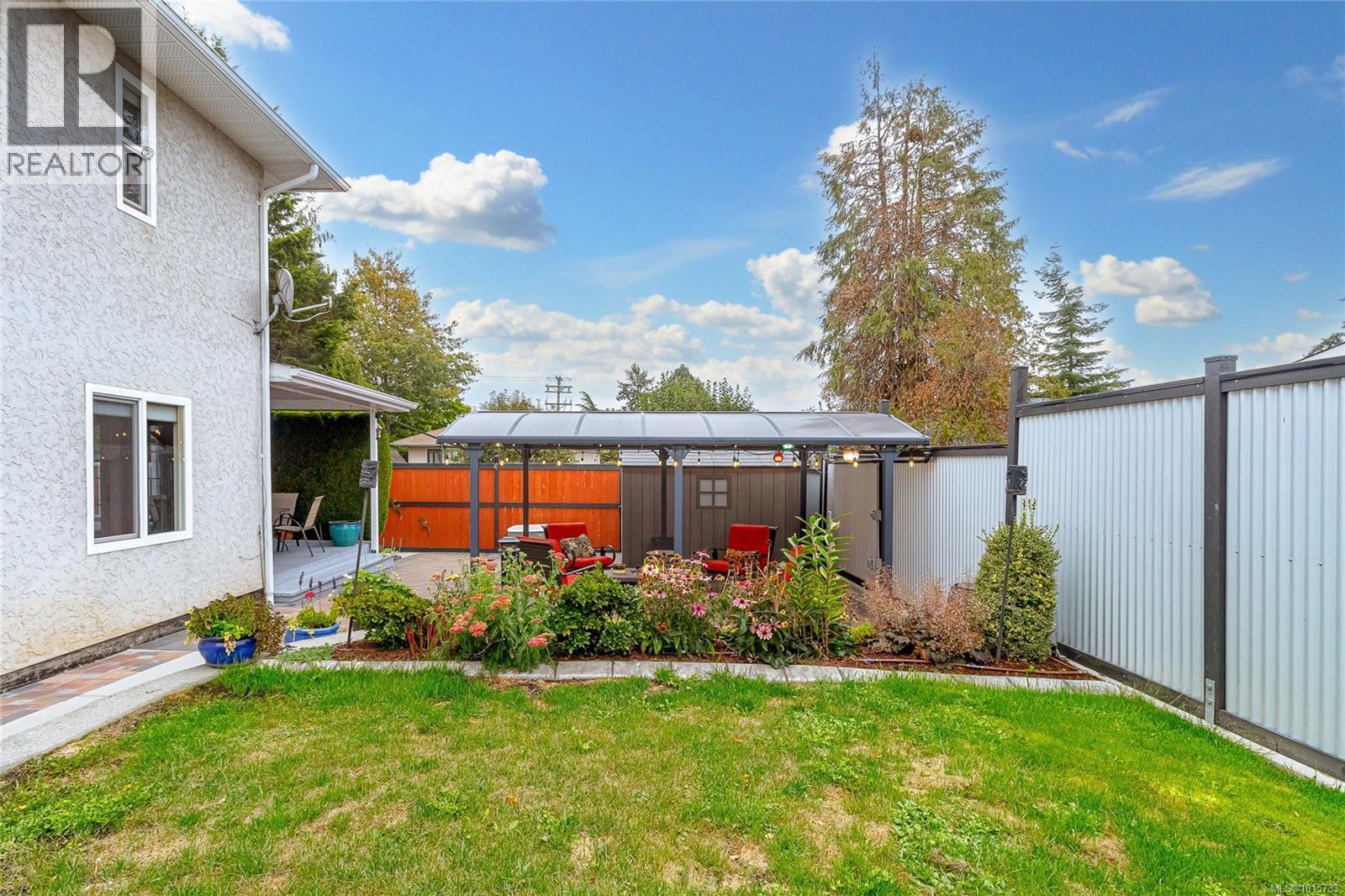 1221 Cherry Rd, Saanich, British Columbia  V8Z 2Y4 - Photo 38 - 1015733