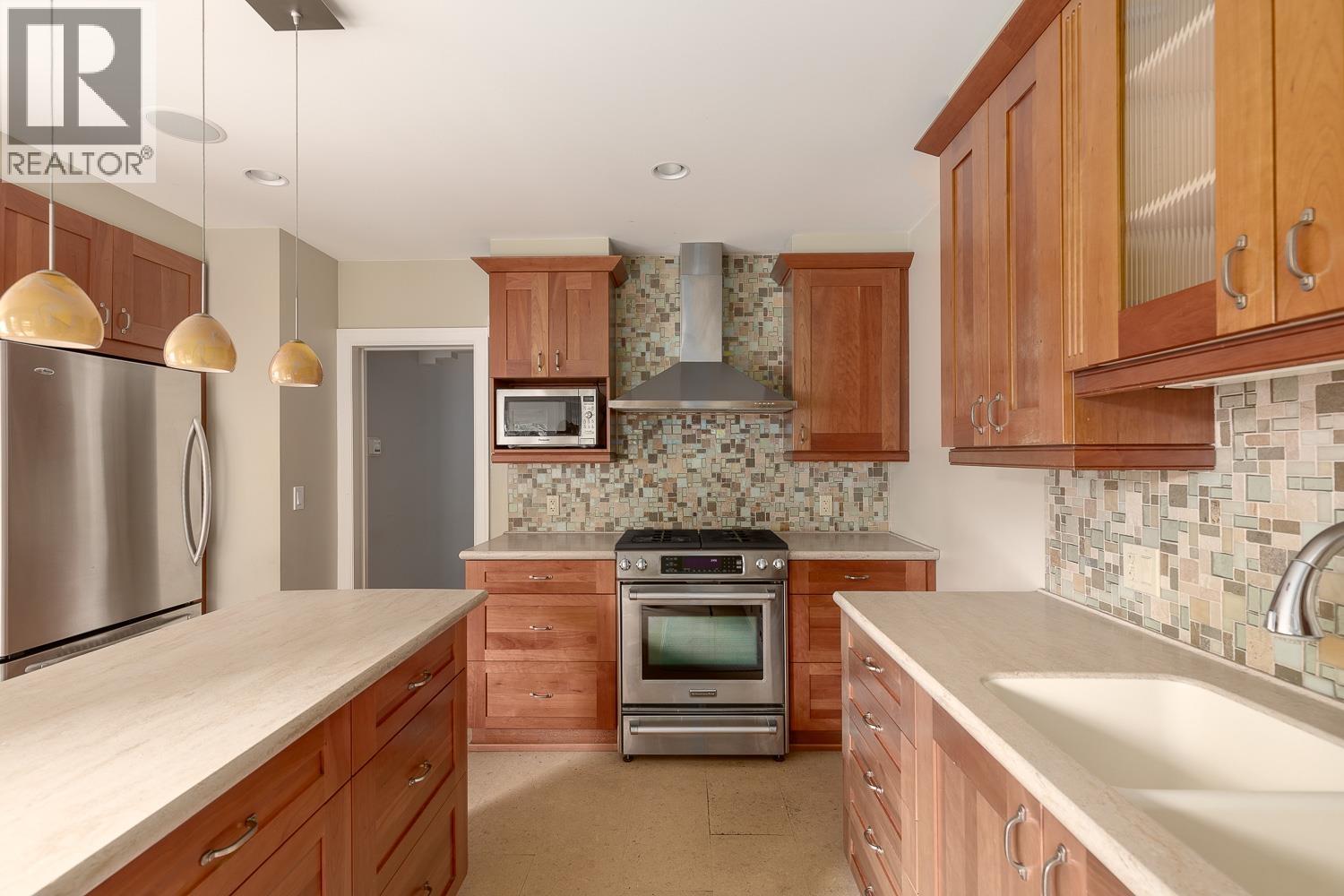 3782 W 24th Avenue, Vancouver, British Columbia  V6S 1L6 - Photo 2 - R3055698
