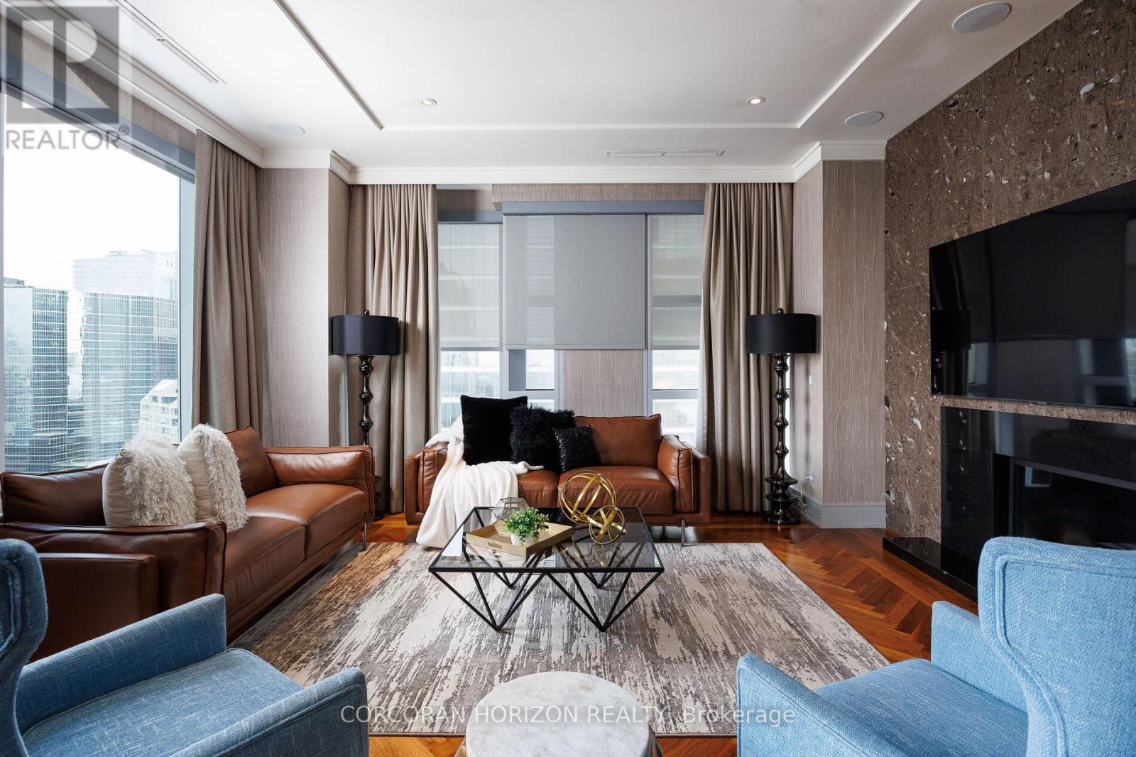 2403 - 183 Wellington Street W, Toronto, Ontario  M5V 0A1 - Photo 11 - C12447989