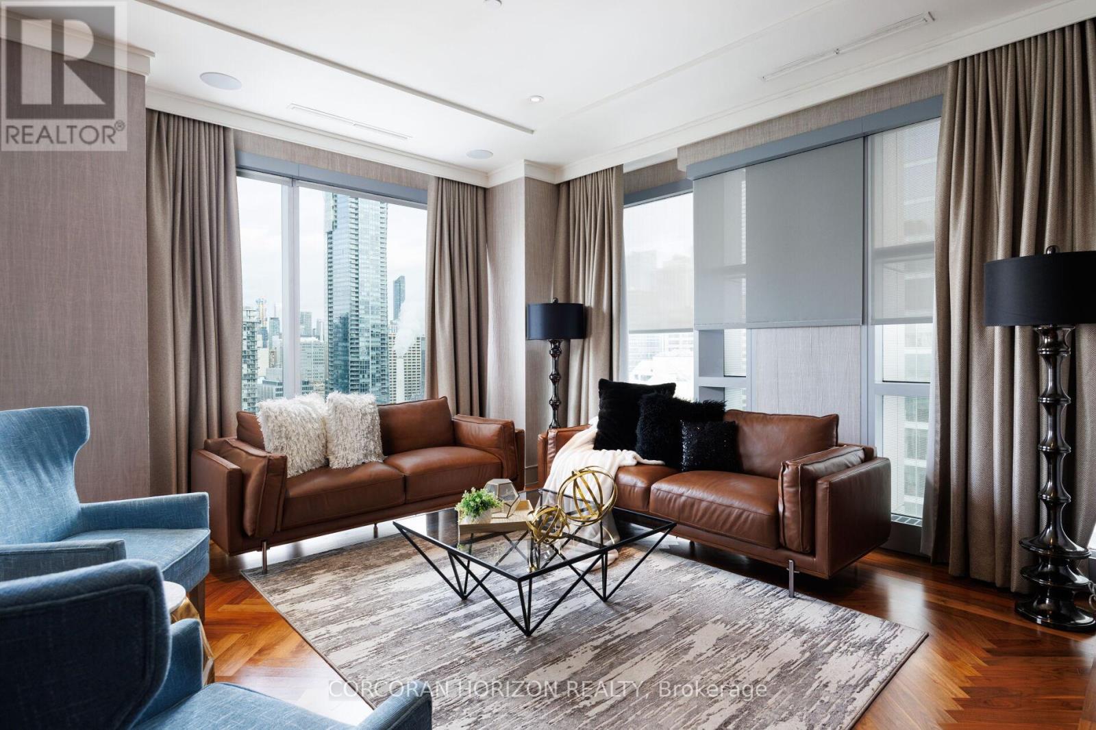 2403 - 183 Wellington Street W, Toronto, Ontario  M5V 0A1 - Photo 12 - C12447989