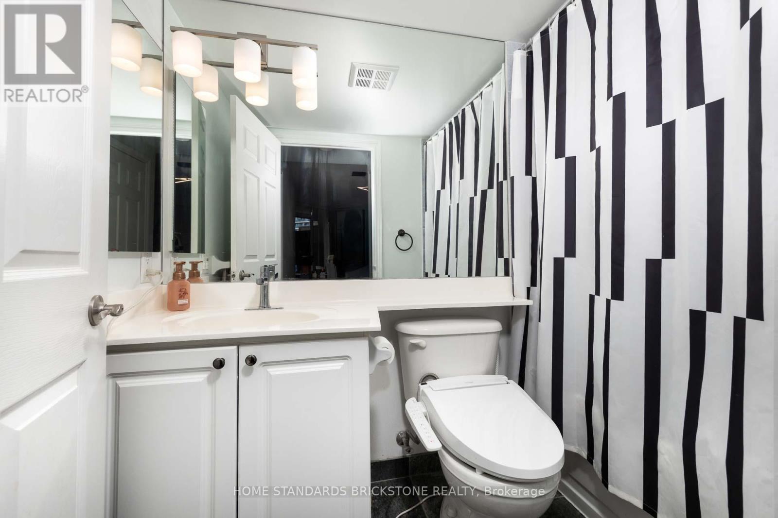 1701 - 78 Harrison Garden Boulevard, Toronto (Willowdale East), Ontario  M2N 7E2 - Photo 15 - C12448009