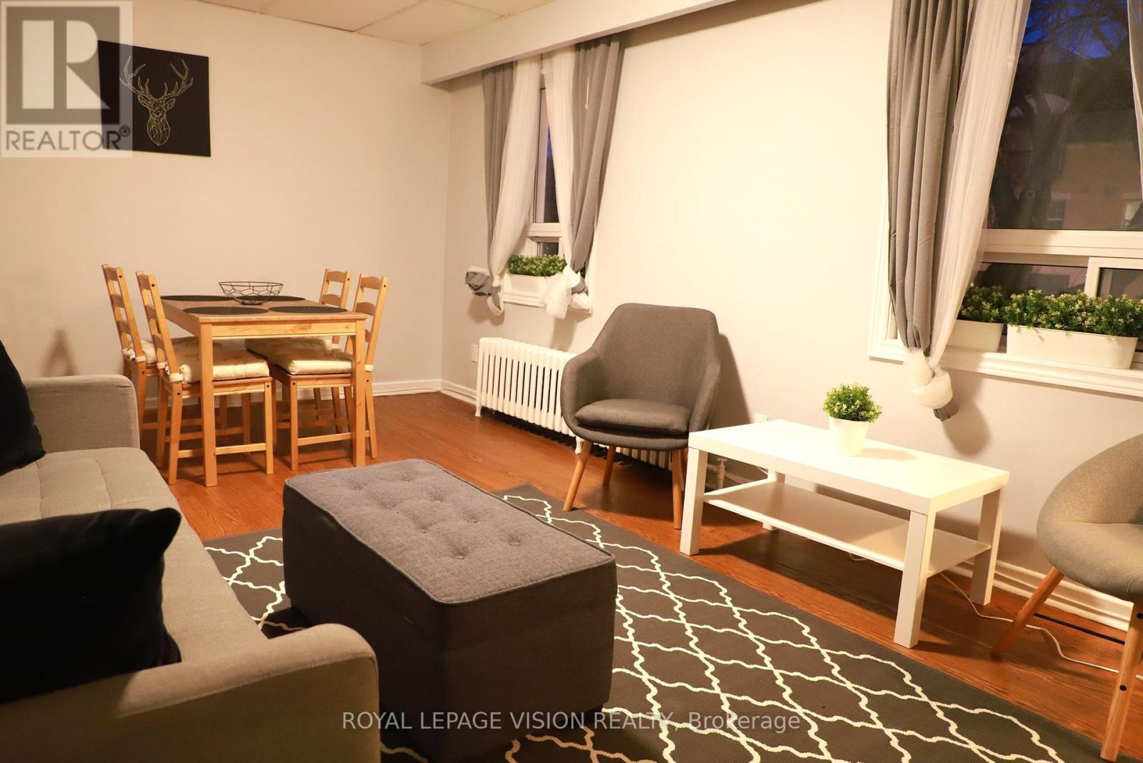 Upper - 1242 Danforth Avenue, Toronto, Ontario  M4J 1M6 - Photo 7 - E12448045