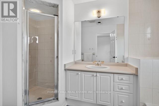 22 Baltic Street, Richmond Hill, Ontario  L4B 4H8 - Photo 20 - N12448017