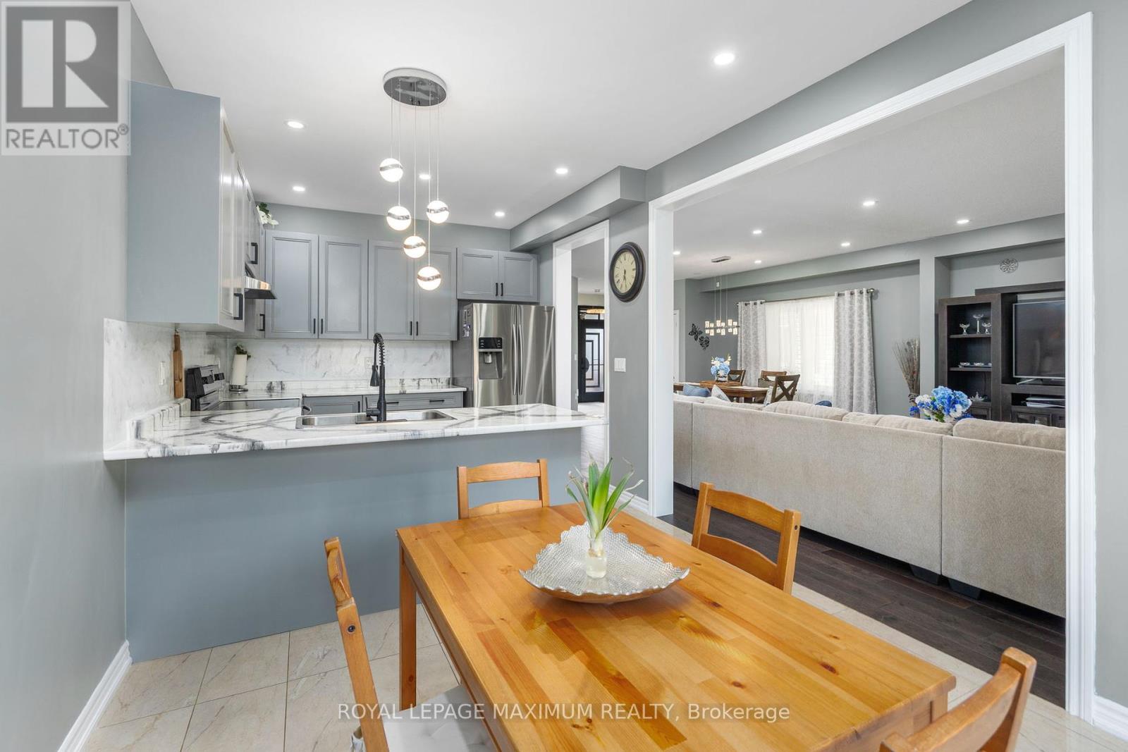 32 Battalion Drive, Essa (Angus), Ontario  L0M 1B4 - Photo 19 - N12448029