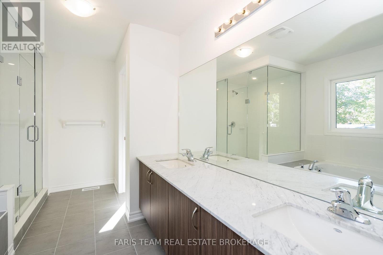 89 Berkely Street, Wasaga Beach, Ontario  L9Z 2N5 - Photo 29 - S12448048