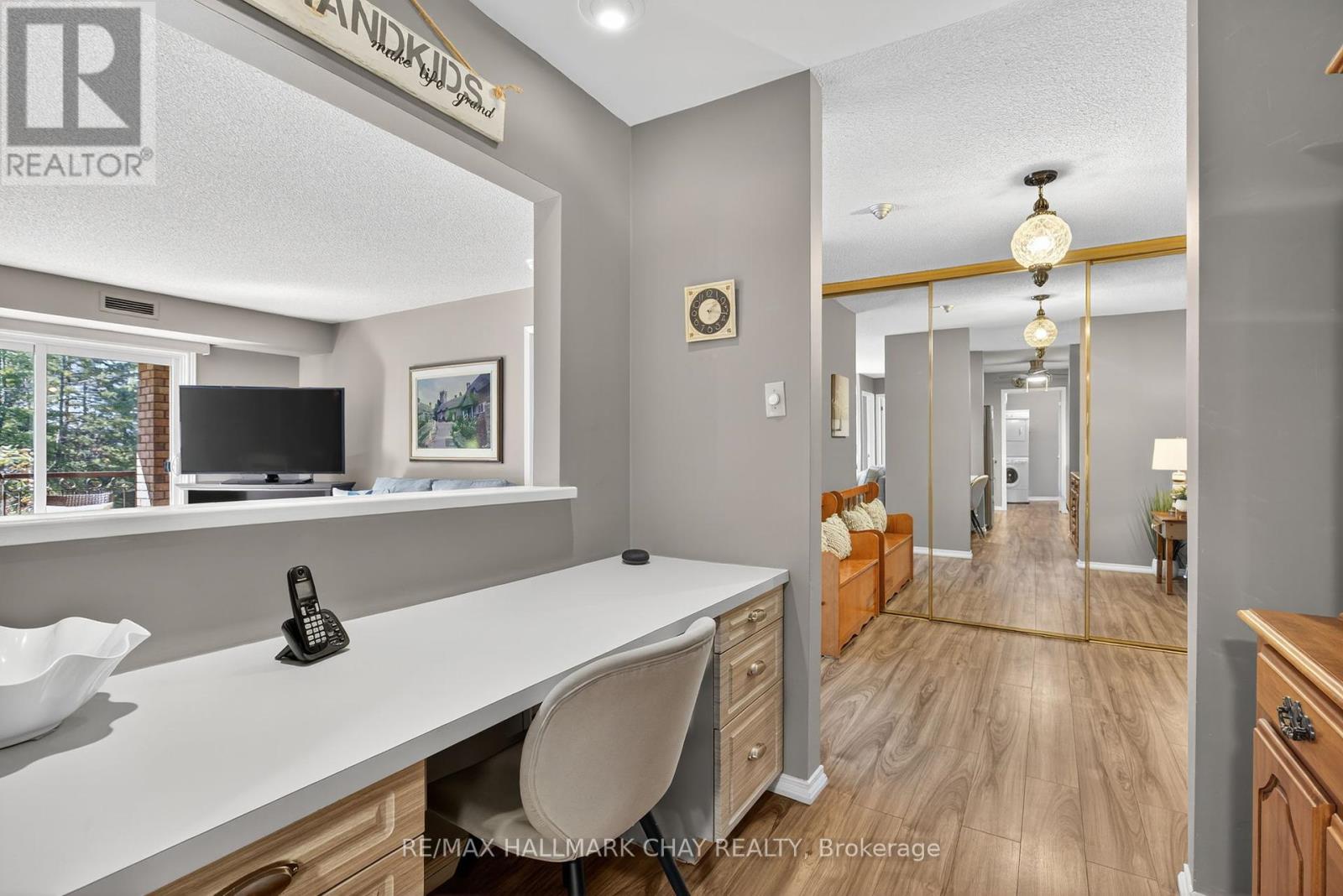 124 - 10 Coulter Street, Barrie (Sunnidale), Ontario  L4N 6S1 - Photo 4 - S12448070