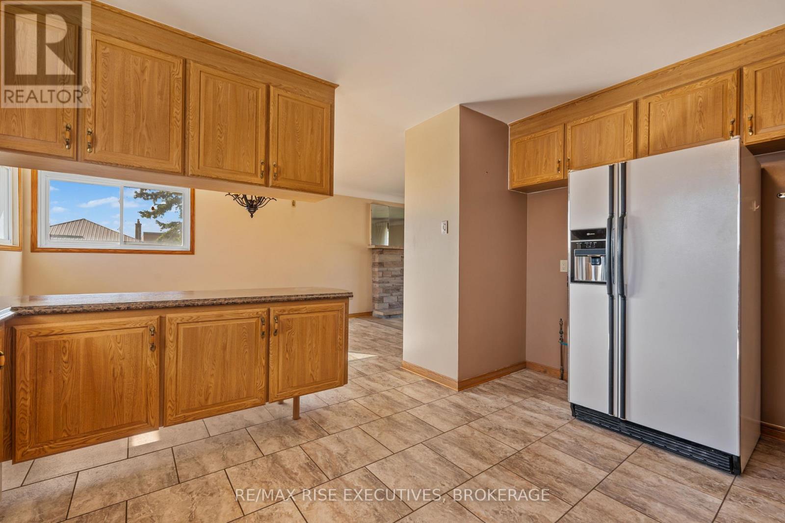 19 North Street, Loyalist, Ontario  K0H 2H0 - Photo 12 - X12448093