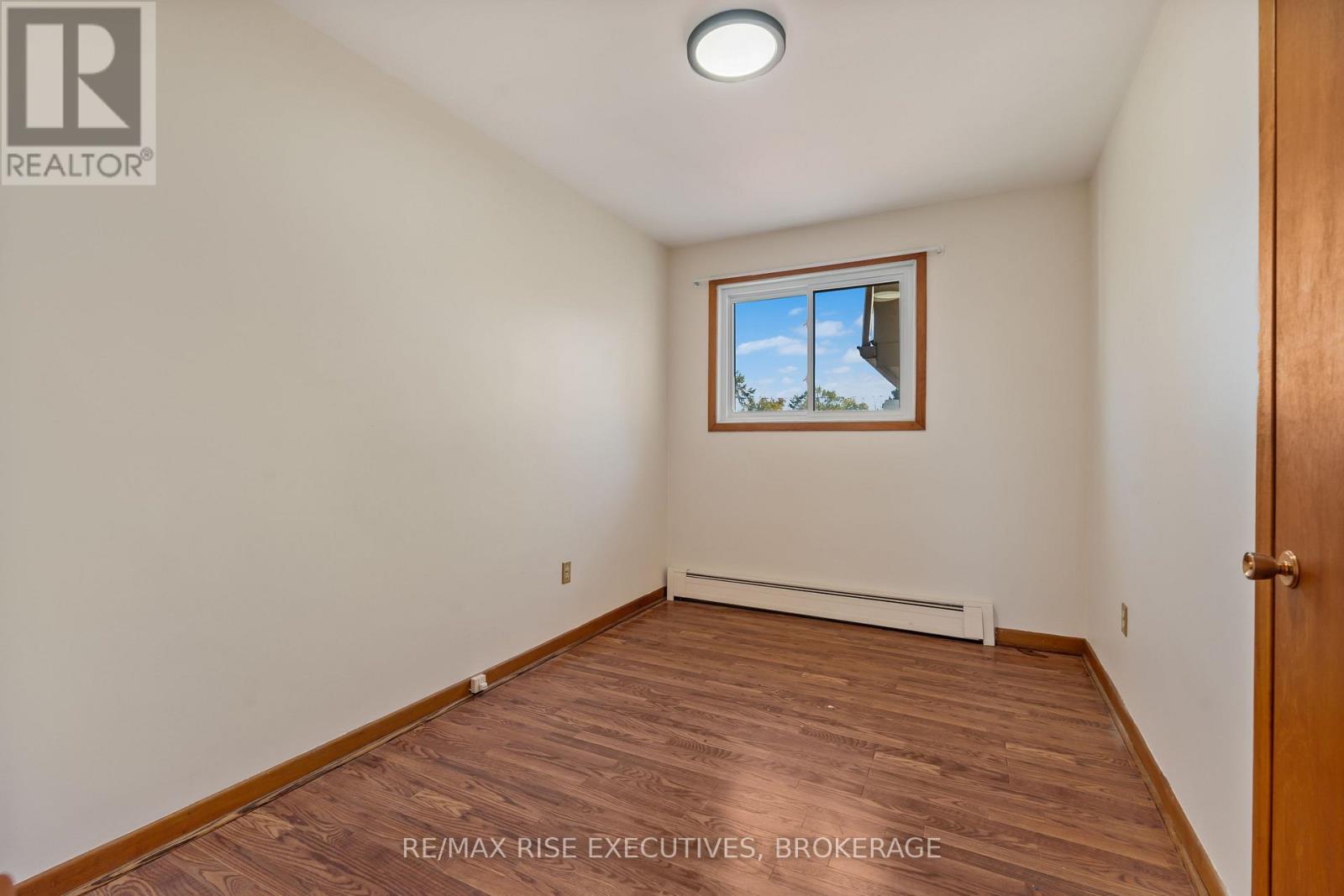 19 North Street, Loyalist, Ontario  K0H 2H0 - Photo 15 - X12448093