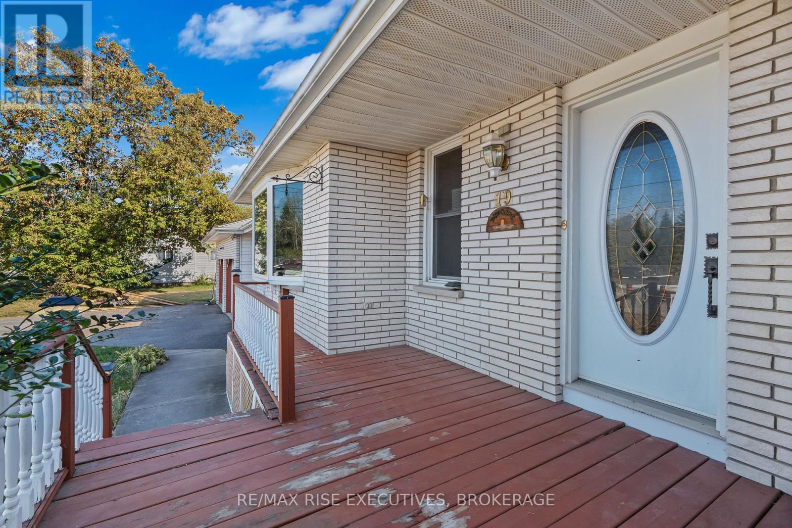 19 North Street, Loyalist, Ontario  K0H 2H0 - Photo 3 - X12448093