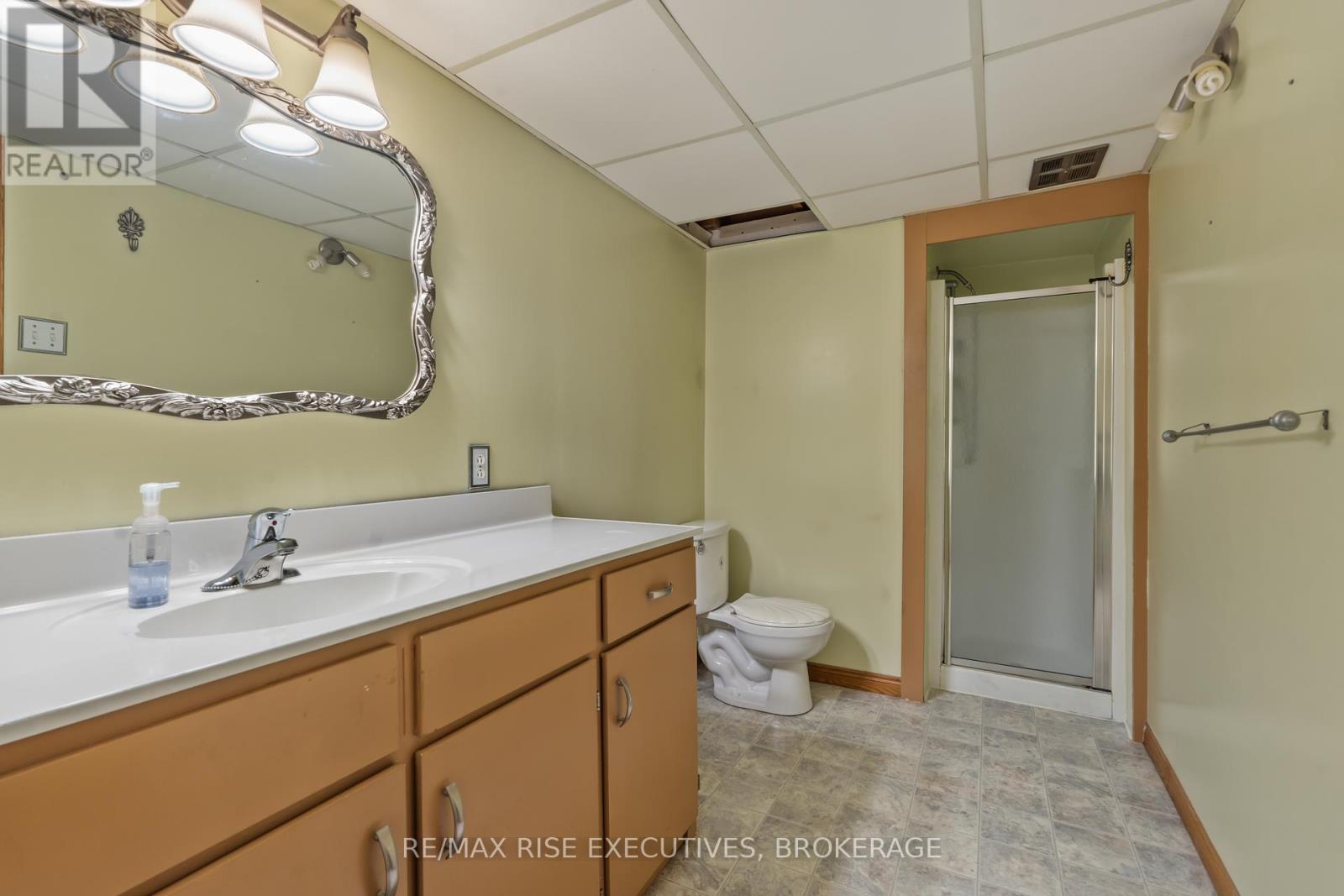19 North Street, Loyalist, Ontario  K0H 2H0 - Photo 30 - X12448093