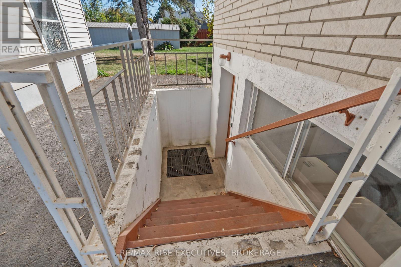 19 North Street, Loyalist, Ontario  K0H 2H0 - Photo 40 - X12448093
