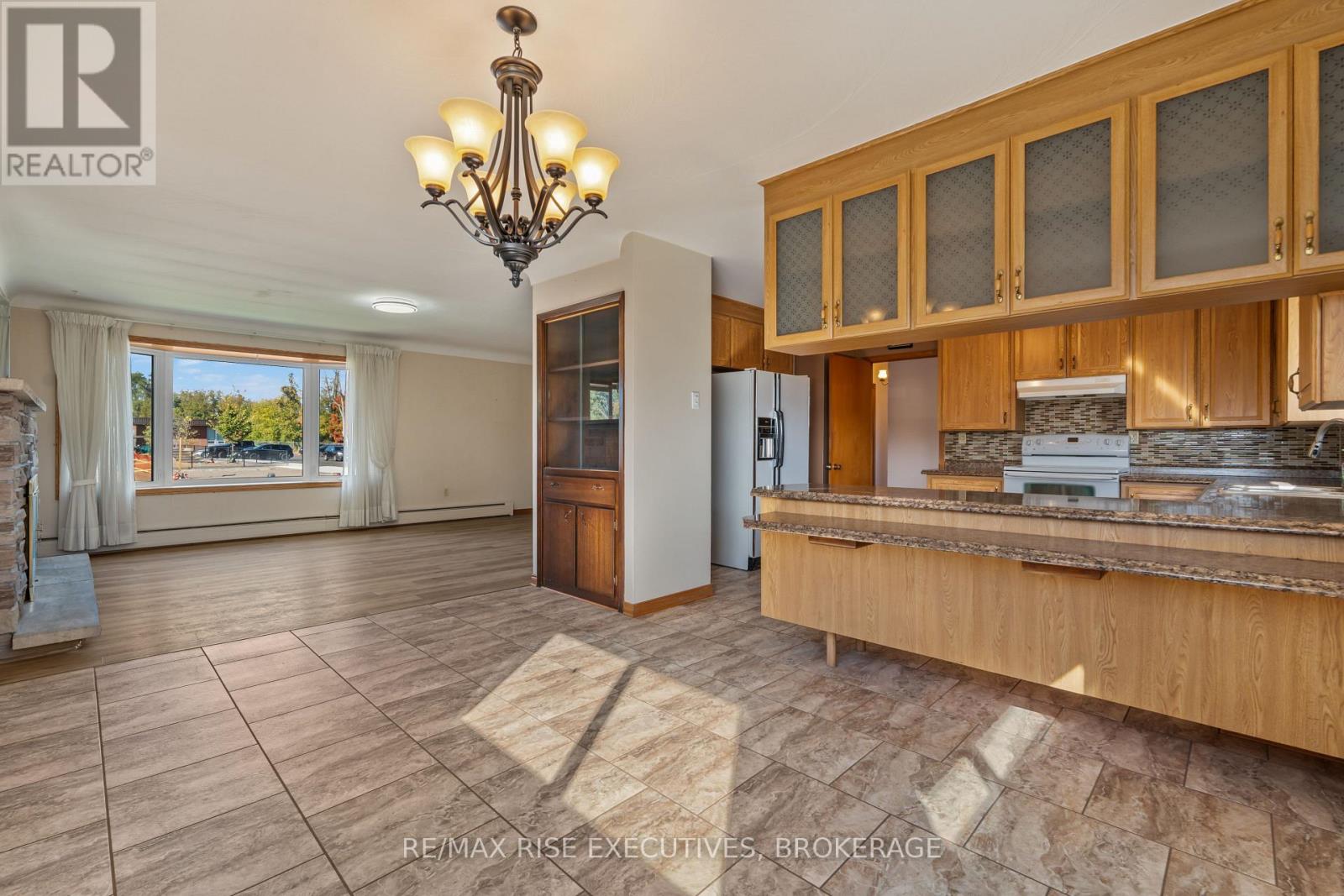 19 North Street, Loyalist, Ontario  K0H 2H0 - Photo 8 - X12448093