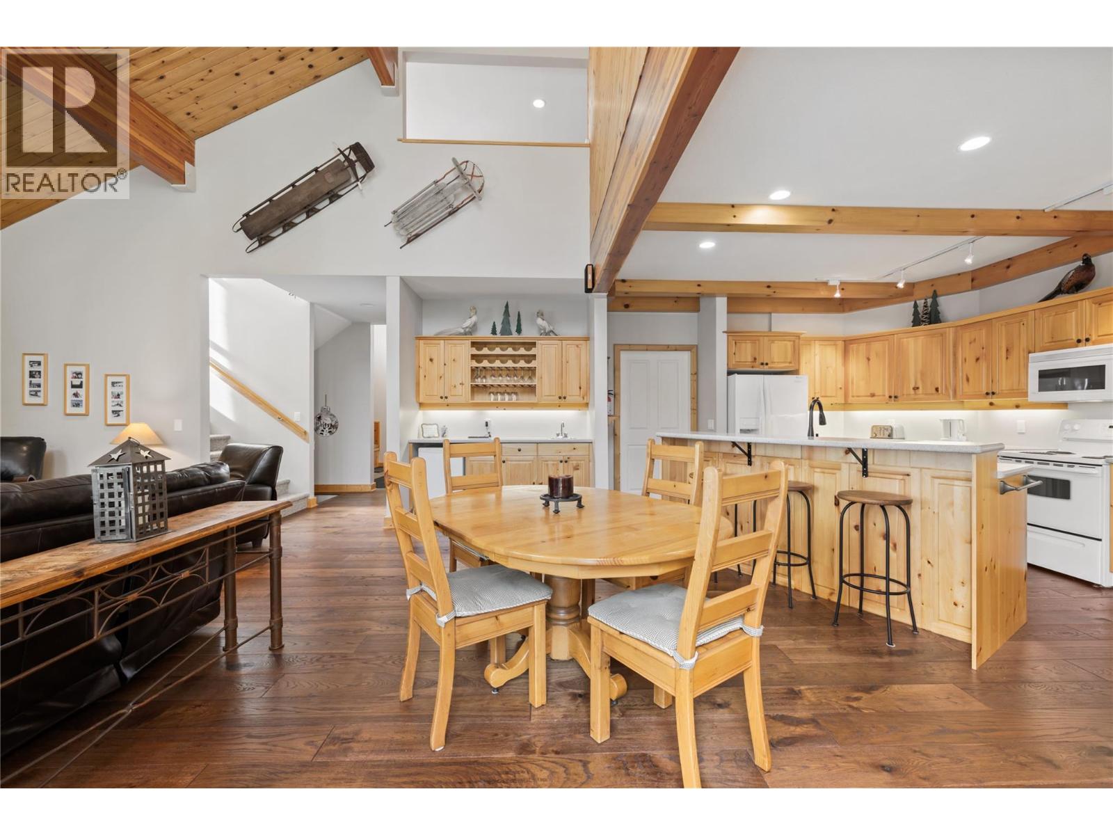 5946 Snow Pines Crescent Unit# A Big White Photo 9
