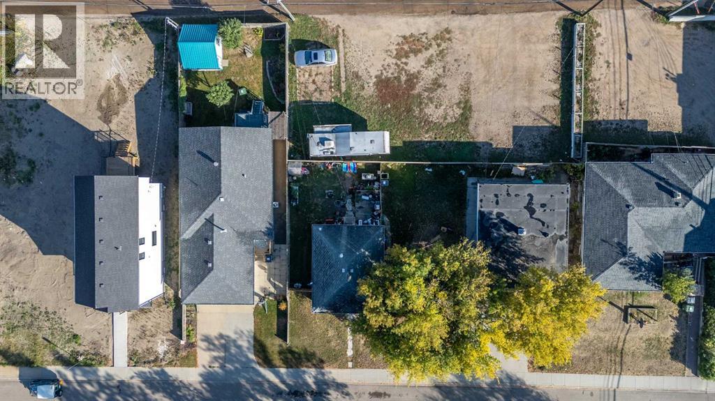 5012 47 Street, Lloydminster, Alberta  T9V 0E9 - Photo 7 - A2257492