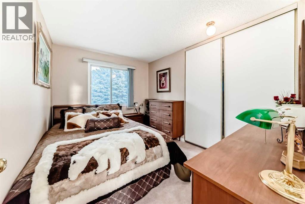 983 Woodbine Boulevard Sw, Calgary, Alberta  T2W 4A7 - Photo 33 - A2255928